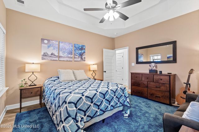 2454 Johnny Ray Drive, Southaven, MS 38672