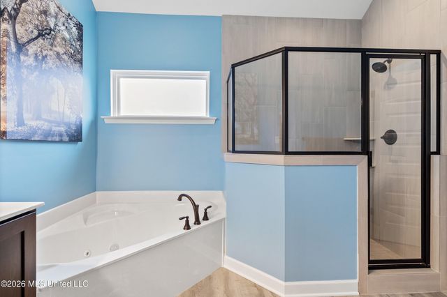 2454 Johnny Ray Drive, Southaven, MS 38672