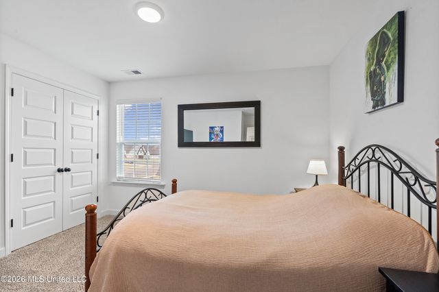 2454 Johnny Ray Drive, Southaven, MS 38672