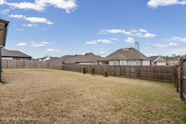 2454 Johnny Ray Drive, Southaven, MS 38672