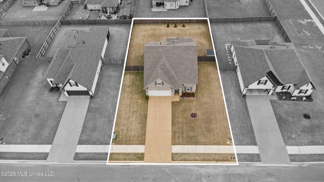 2454 Johnny Ray Drive, Southaven, MS 38672