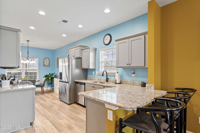 2454 Johnny Ray Drive, Southaven, MS 38672