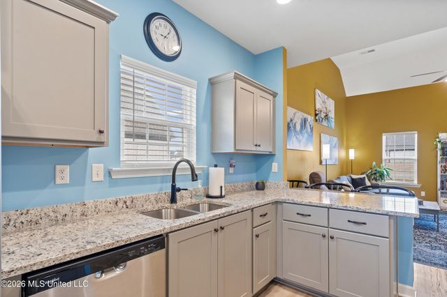 2454 Johnny Ray Drive, Southaven, MS 38672