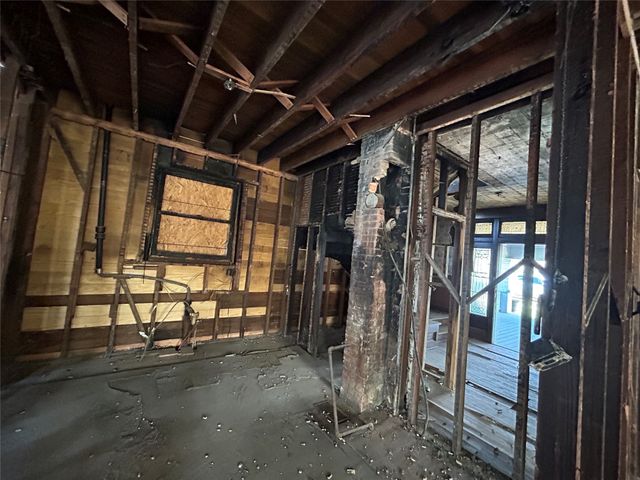 1800 Hurley Avenue, Fort Worth, TX 76110