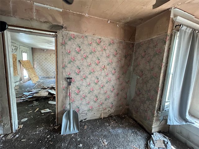 1800 Hurley Avenue, Fort Worth, TX 76110