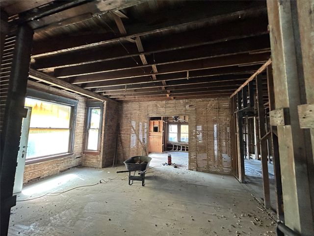 1800 Hurley Avenue, Fort Worth, TX 76110