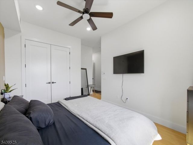 666 Ocean Ave, Jersey City, NJ 07305