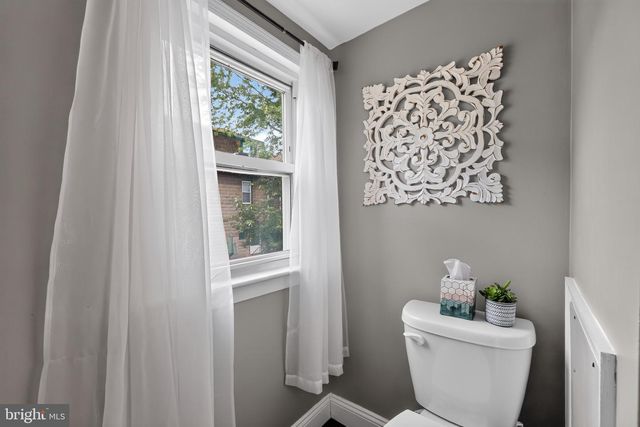 336 GROVER ST, Phoenixville, PA 19460