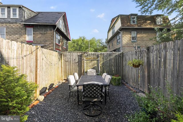 336 GROVER ST, Phoenixville, PA 19460