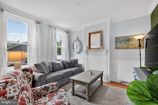 336 GROVER ST, Phoenixville, PA 19460