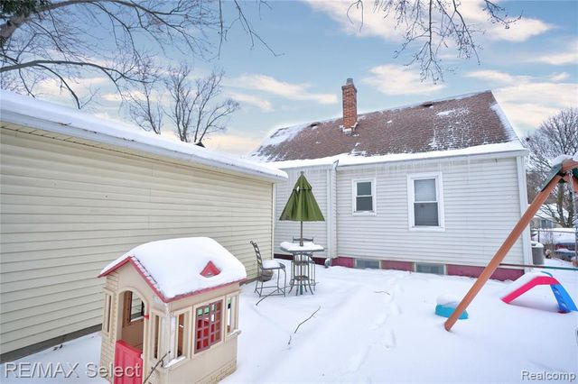 4526 Milton Drive, Flint, MI 48507