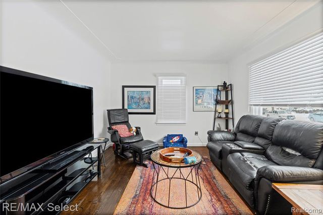 4526 Milton Drive, Flint, MI 48507