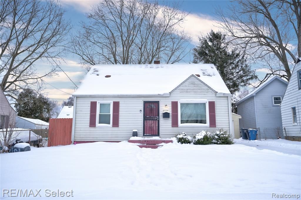 4526 Milton Drive, Flint, MI 48507