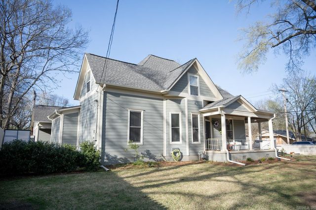 303 Oliver Street, Conway, AR 72034