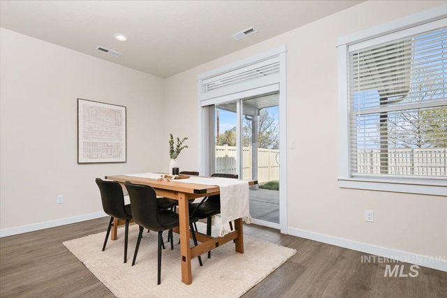 6822 S Maverick Way, Boise, ID 83709