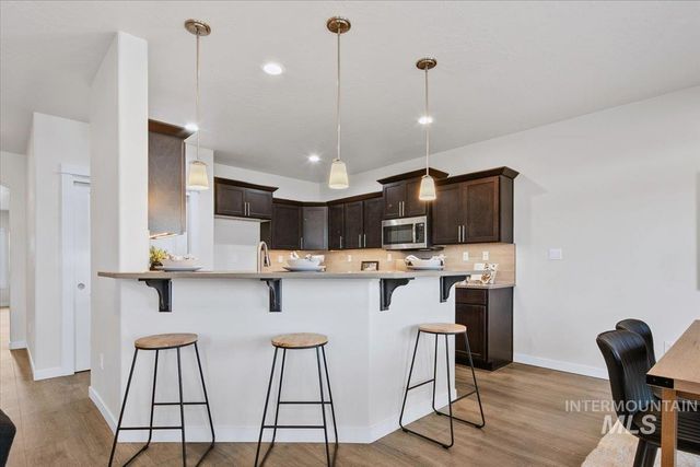 6822 S Maverick Way, Boise, ID 83709