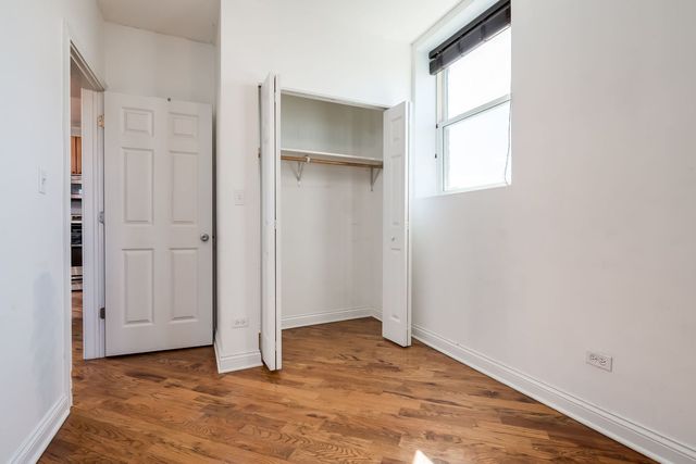 4749 W Roscoe Street 3, Chicago, IL 60641