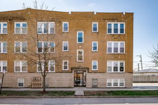 4749 W Roscoe Street 3, Chicago, IL 60641