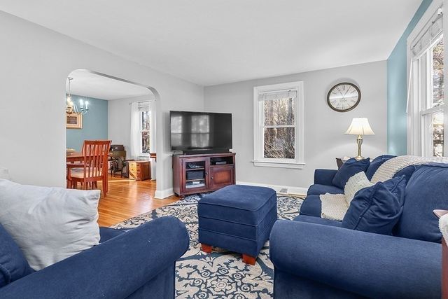 9 Sharon Ave, Norfolk, MA 02056