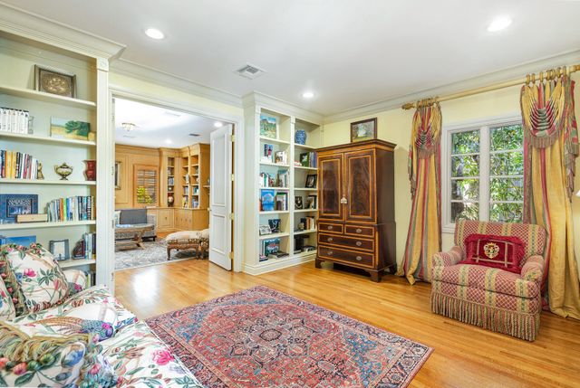 446 Brazilian Avenue, Palm Beach, FL 33480