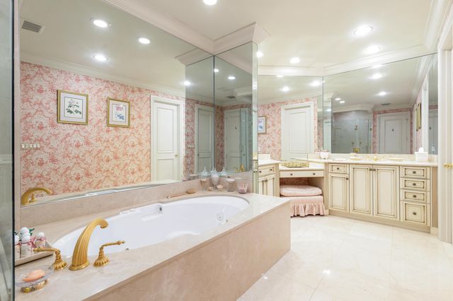 446 Brazilian Avenue, Palm Beach, FL 33480