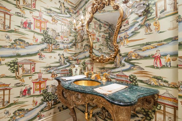 446 Brazilian Avenue, Palm Beach, FL 33480