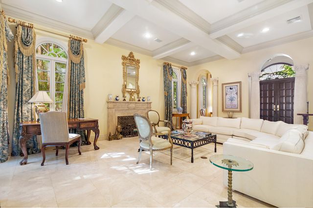 446 Brazilian Avenue, Palm Beach, FL 33480