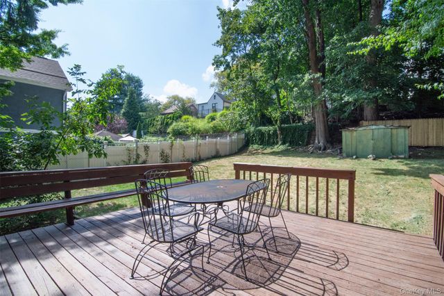306 Hutchinson Boulevard, Fleetwood, NY 10552