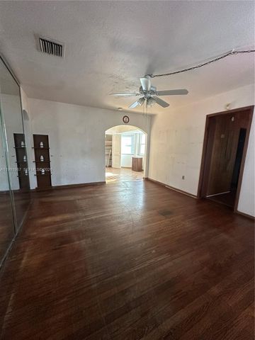 2604 Mayo St, Hollywood, FL 33020