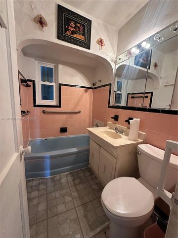 2604 Mayo St, Hollywood, FL 33020