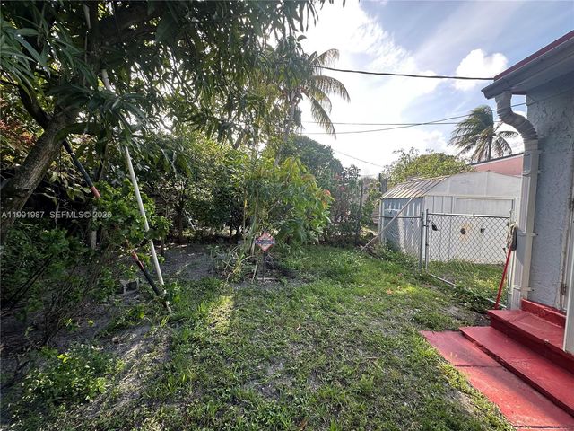 2604 Mayo St, Hollywood, FL 33020