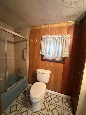 2604 Mayo St, Hollywood, FL 33020