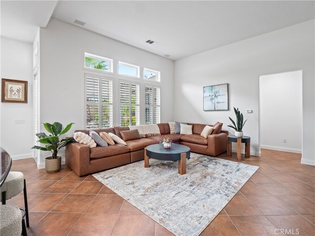 25679 Smoketree, Valencia, CA 91381
