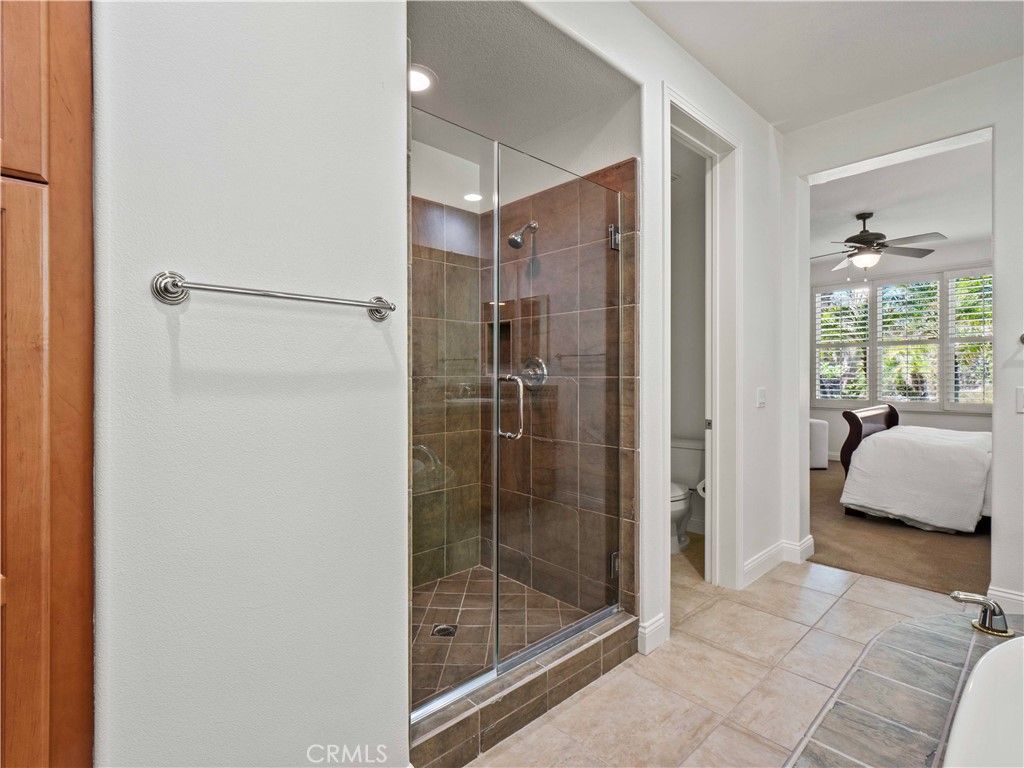 Image 19 of property listing at 25679 Smoketree, Valencia, CA 91381