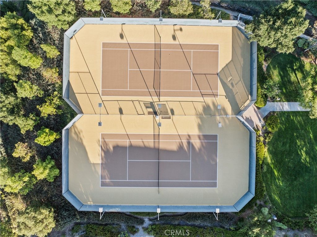 Image 54 of property listing at 25679 Smoketree, Valencia, CA 91381