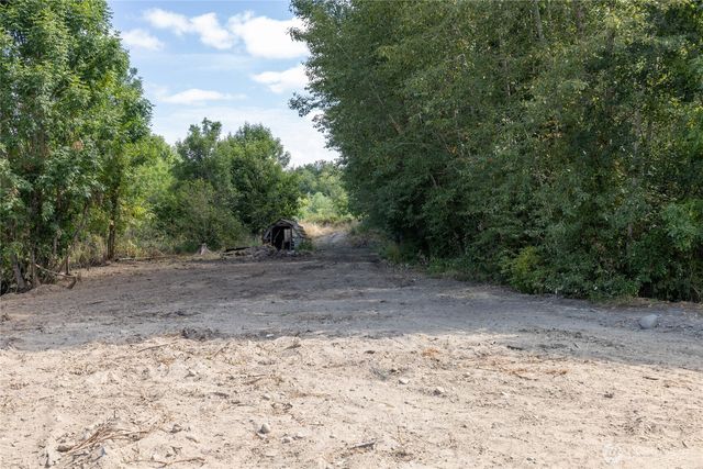 13945 Morris Road SE, Yelm, WA 98597