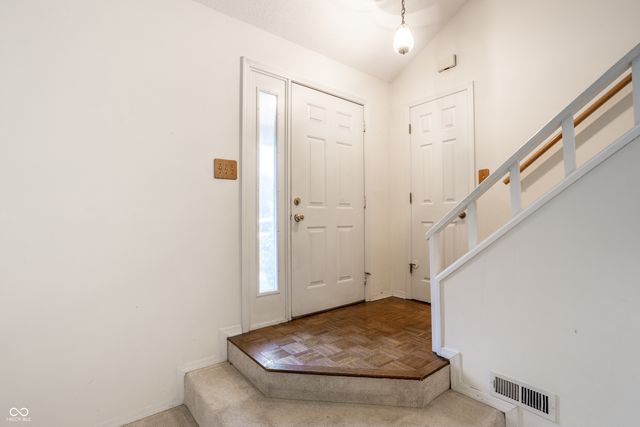 9103 Cinnebar Drive, Indianapolis, IN 46268