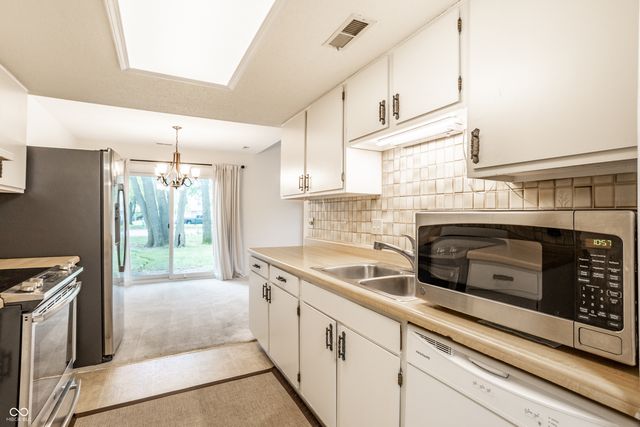 9103 Cinnebar Drive, Indianapolis, IN 46268