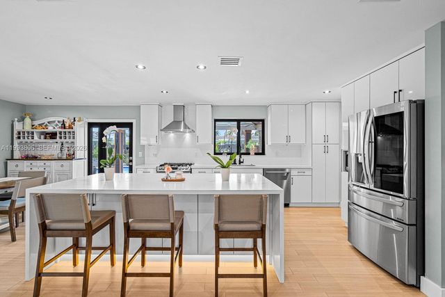 9420 SW 192nd Dr, Cutler Bay, FL 33157