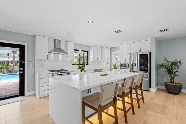 9420 SW 192nd Dr, Cutler Bay, FL 33157