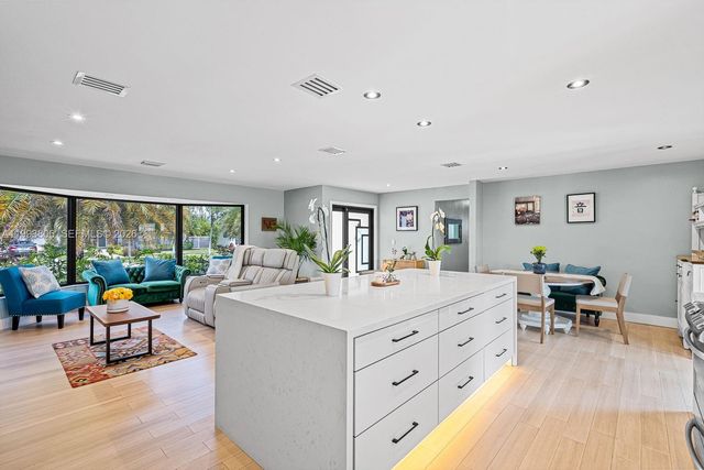 9420 SW 192nd Dr, Cutler Bay, FL 33157