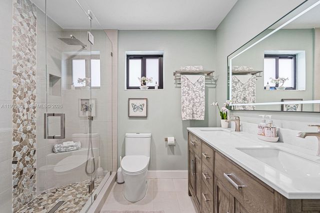 9420 SW 192nd Dr, Cutler Bay, FL 33157