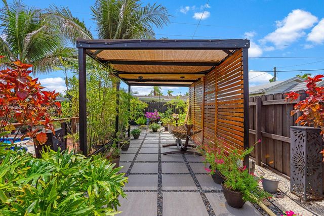 9420 SW 192nd Dr, Cutler Bay, FL 33157