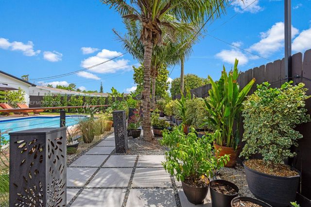 9420 SW 192nd Dr, Cutler Bay, FL 33157