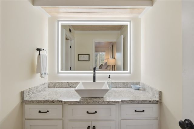 257 Moss Oak Lane 257, St Simons Island, GA 31522