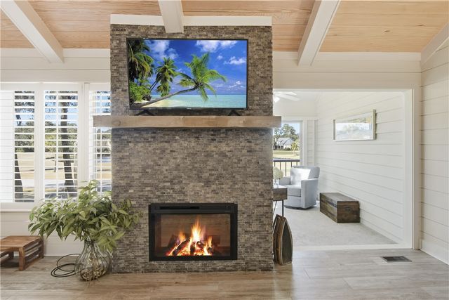 257 Moss Oak Lane 257, St Simons Island, GA 31522