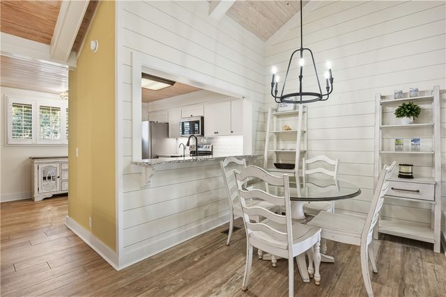 257 Moss Oak Lane 257, St Simons Island, GA 31522