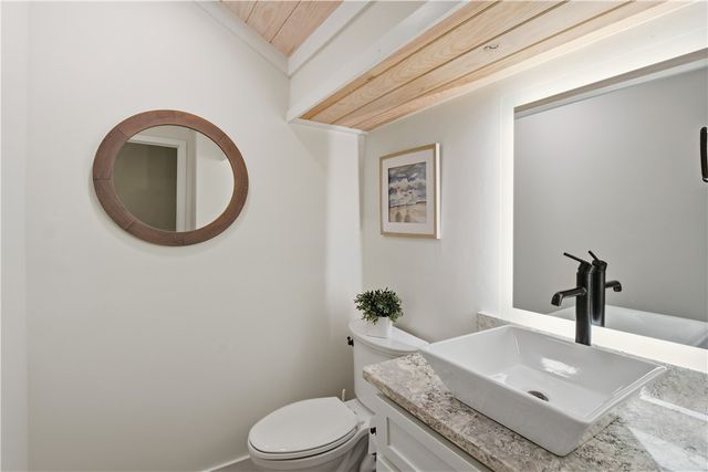 257 Moss Oak Lane 257, St Simons Island, GA 31522