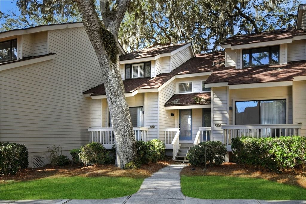 257 Moss Oak Lane 257, St Simons Island, GA 31522
