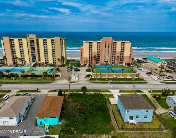 3826 S Atlantic Avenue, Daytona Beach Shores, FL 32118